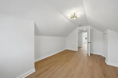 7517 South Carpenter Street Chicago IL 60620