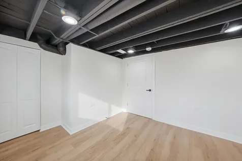 7517 South Carpenter Street Chicago IL 60620