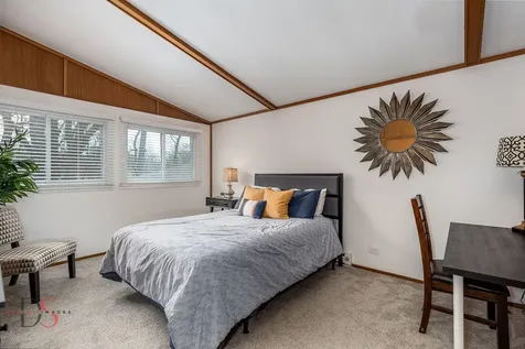 152 Beachview Court Varna IL 61375
