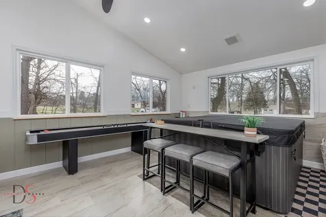 152 Beachview Court Varna IL 61375