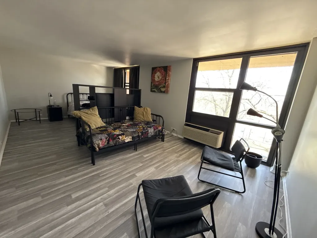 2921 South Michigan Avenue Chicago IL 60616