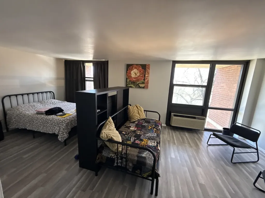 2921 South Michigan Avenue Chicago IL 60616