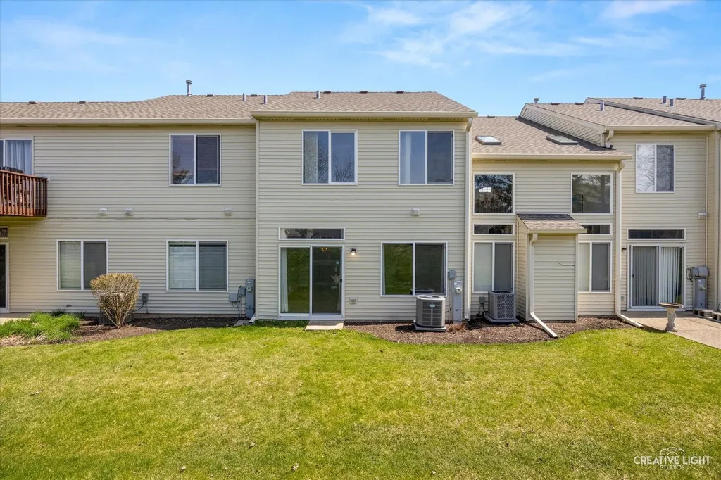1869 Misty Ridge Lane Aurora IL 60503