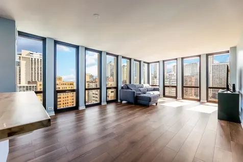 1 East Scott Street Chicago IL 60610