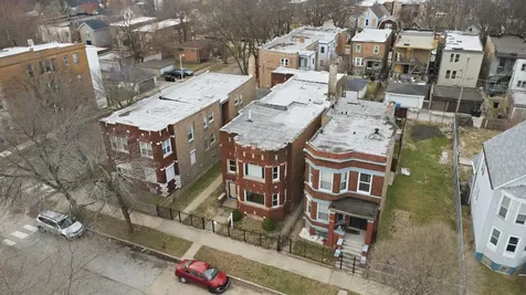 7352 South Langley Avenue Chicago IL 60619
