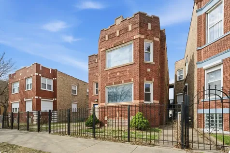 7352 South Langley Avenue Chicago IL 60619
