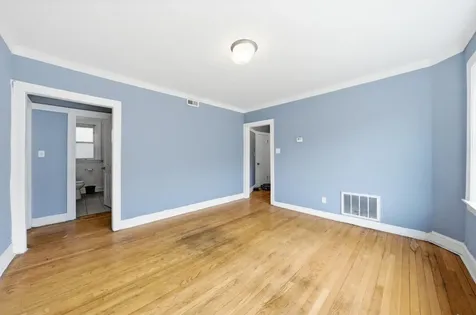 7352 South Langley Avenue Chicago IL 60619