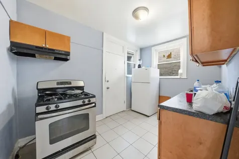 7352 South Langley Avenue Chicago IL 60619