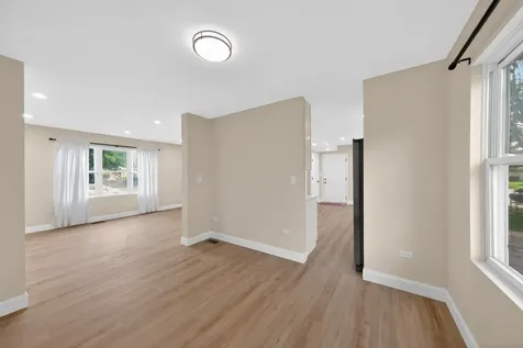 1324 Demmond Street Joliet IL 60432