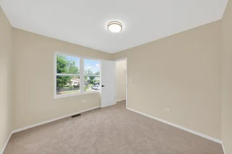 1324 Demmond Street Joliet IL 60432