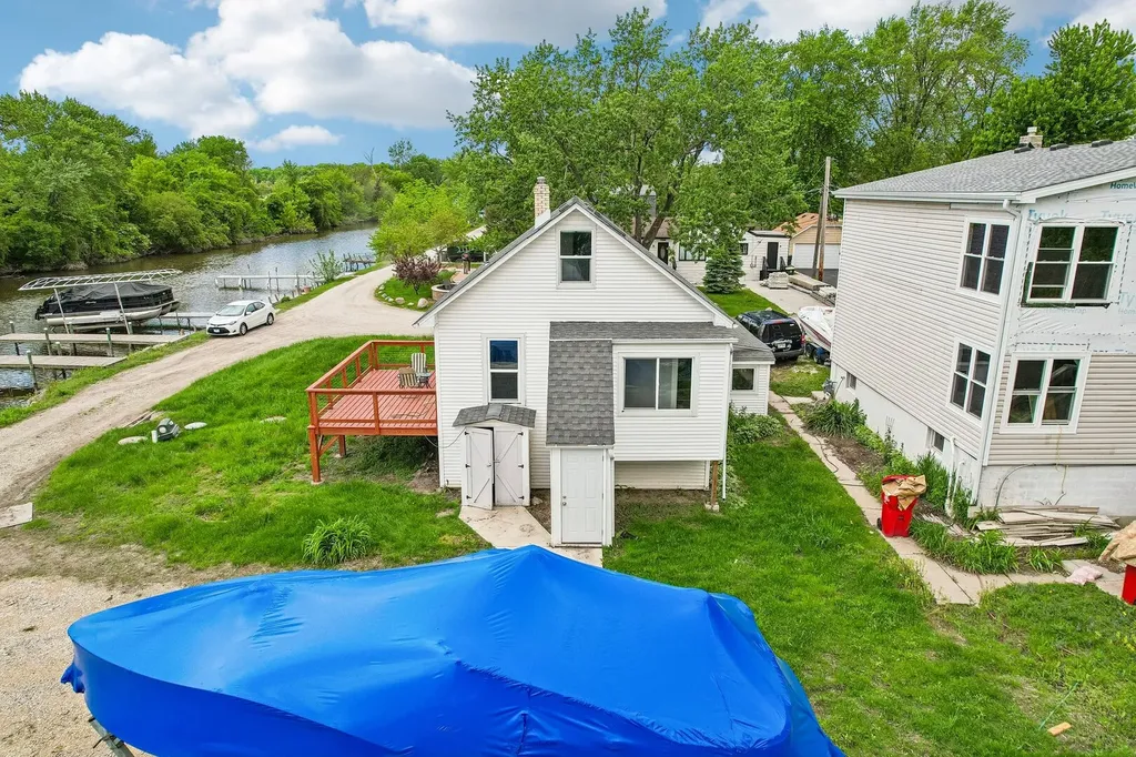 38717 North Lake Street Antioch IL 60002