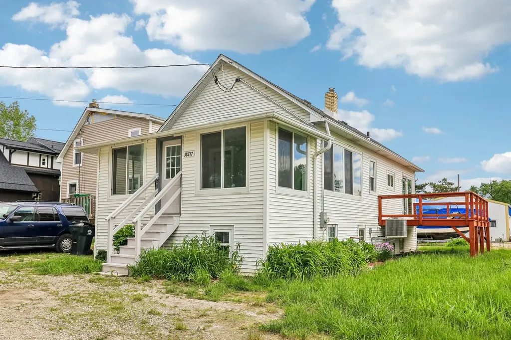 38717 North Lake Street Antioch IL 60002