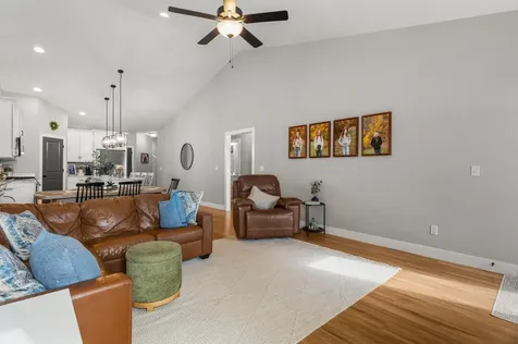 7 Prairie Trail Monticello IL 61856