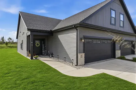 7 Prairie Trail Monticello IL 61856