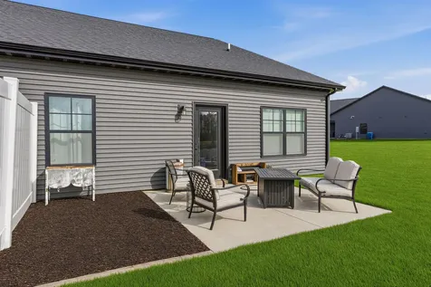 7 Prairie Trail Monticello IL 61856