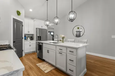 7 Prairie Trail Monticello IL 61856