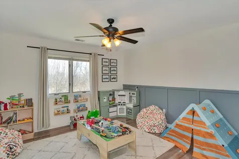 426 South Walnut Street Manteno IL 60950