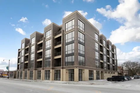 2505 West Farragut Avenue Chicago IL 60625