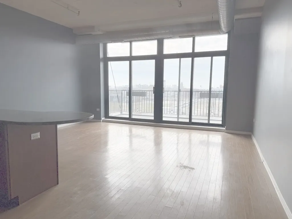 1525 South Sangamon Street Chicago IL 60608
