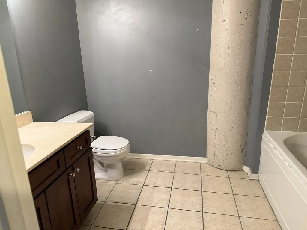 1525 South Sangamon Street Chicago IL 60608