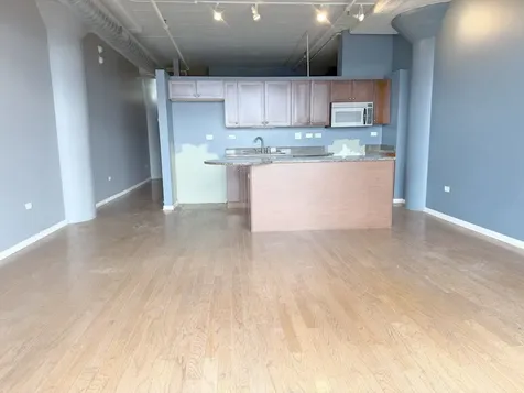1525 South Sangamon Street Chicago IL 60608