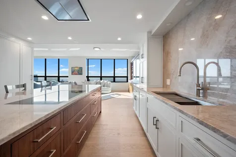 180 East Pearson Street Chicago IL 60611