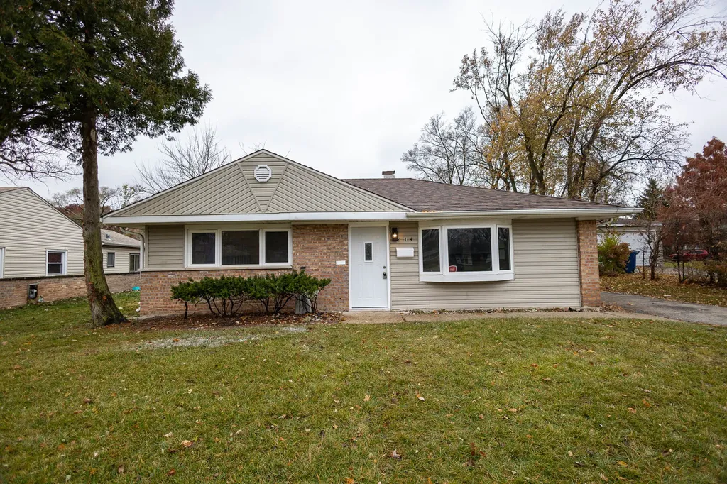 414 Shabbona Drive Park Forest IL 60466