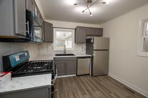 414 Shabbona Drive Park Forest IL 60466