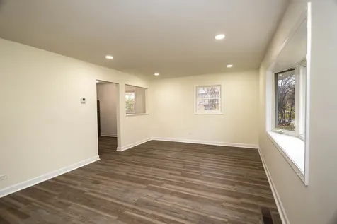 414 Shabbona Drive Park Forest IL 60466