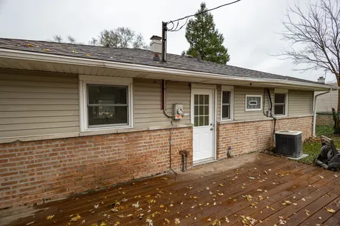 414 Shabbona Drive Park Forest IL 60466