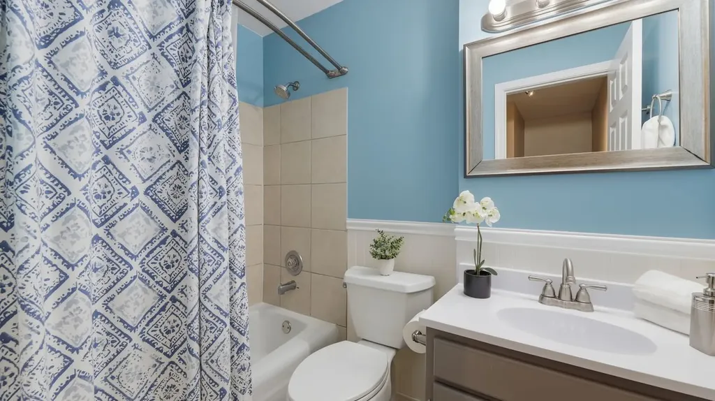 1694 Valley Forge Court Wheaton IL 60189