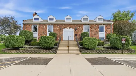 1694 Valley Forge Court Wheaton IL 60189