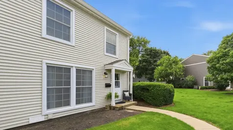1694 Valley Forge Court Wheaton IL 60189