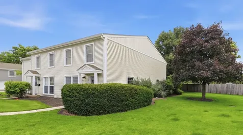 1694 Valley Forge Court Wheaton IL 60189