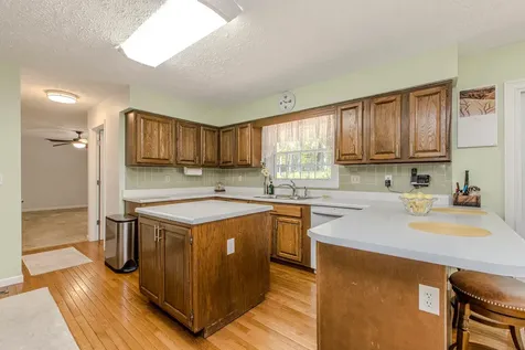 8908 East 1400 North Road Bloomington IL 61705