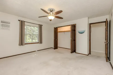 8908 East 1400 North Road Bloomington IL 61705