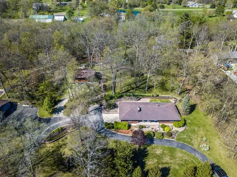 8908 East 1400 North Road Bloomington IL 61705