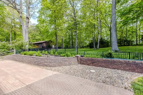 8908 East 1400 North Road Bloomington IL 61705