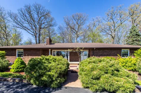 8908 East 1400 North Road Bloomington IL 61705