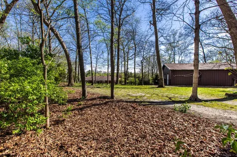 8908 East 1400 North Road Bloomington IL 61705