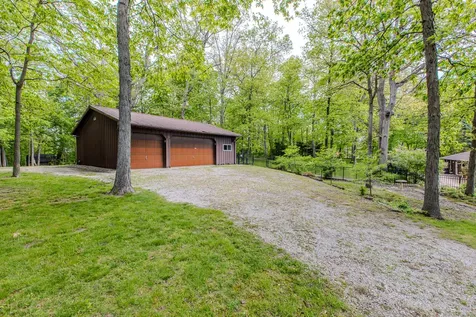 8908 East 1400 North Road Bloomington IL 61705