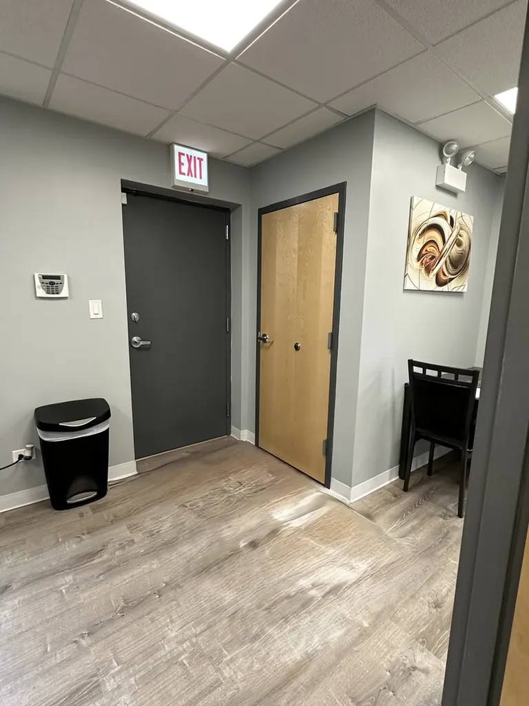 2445 West 71st Street Chicago IL 60629