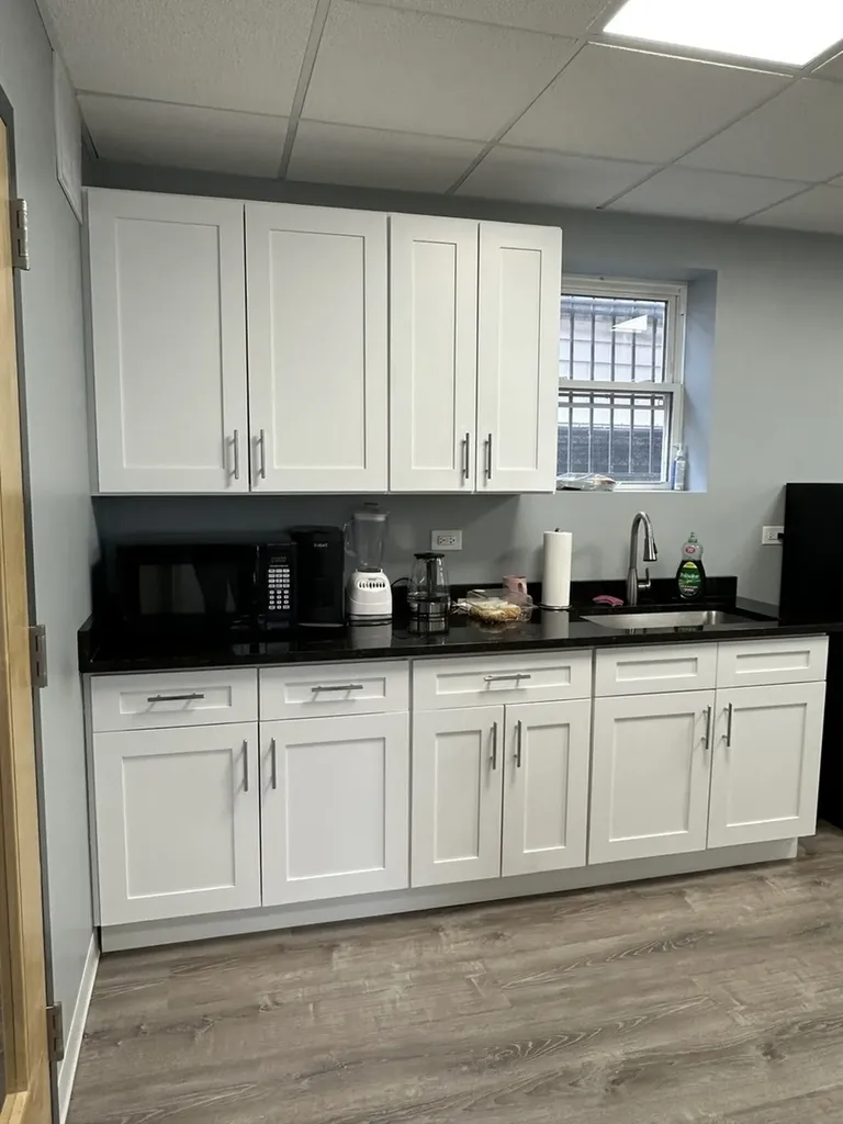 2445 West 71st Street Chicago IL 60629