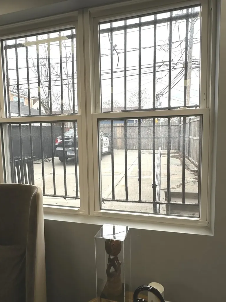 2445 West 71st Street Chicago IL 60629