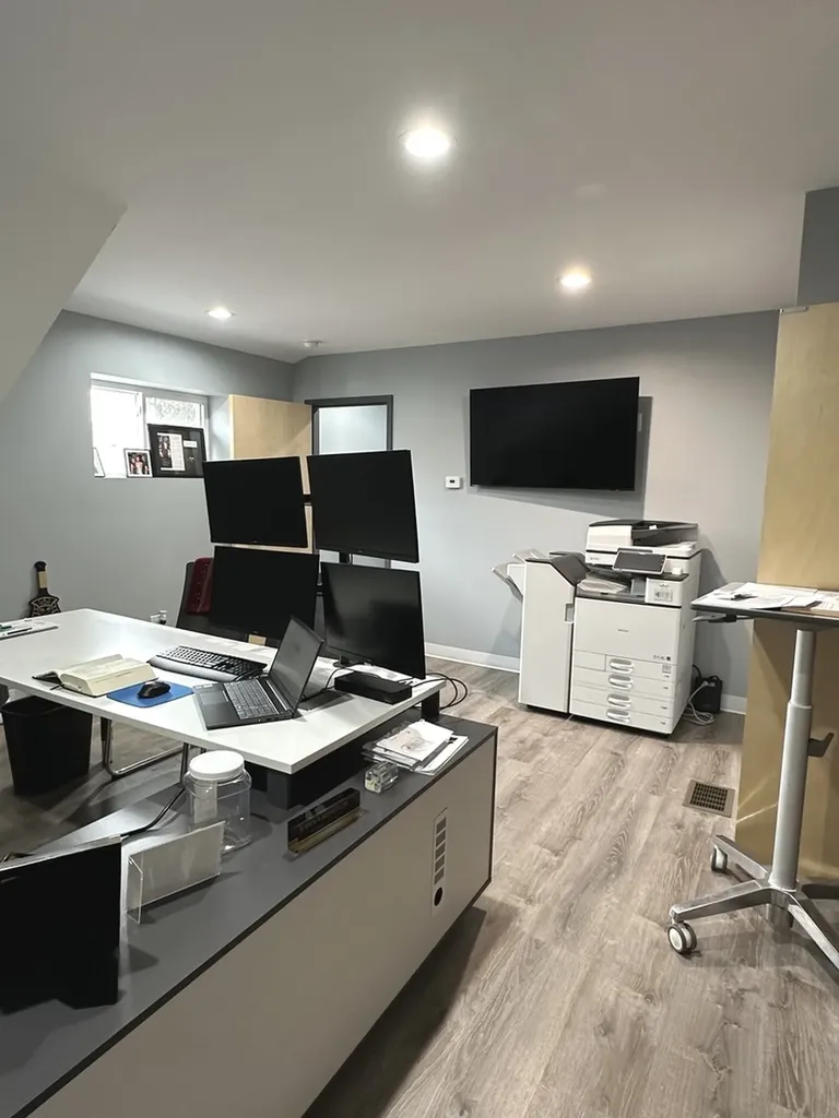 2445 West 71st Street Chicago IL 60629