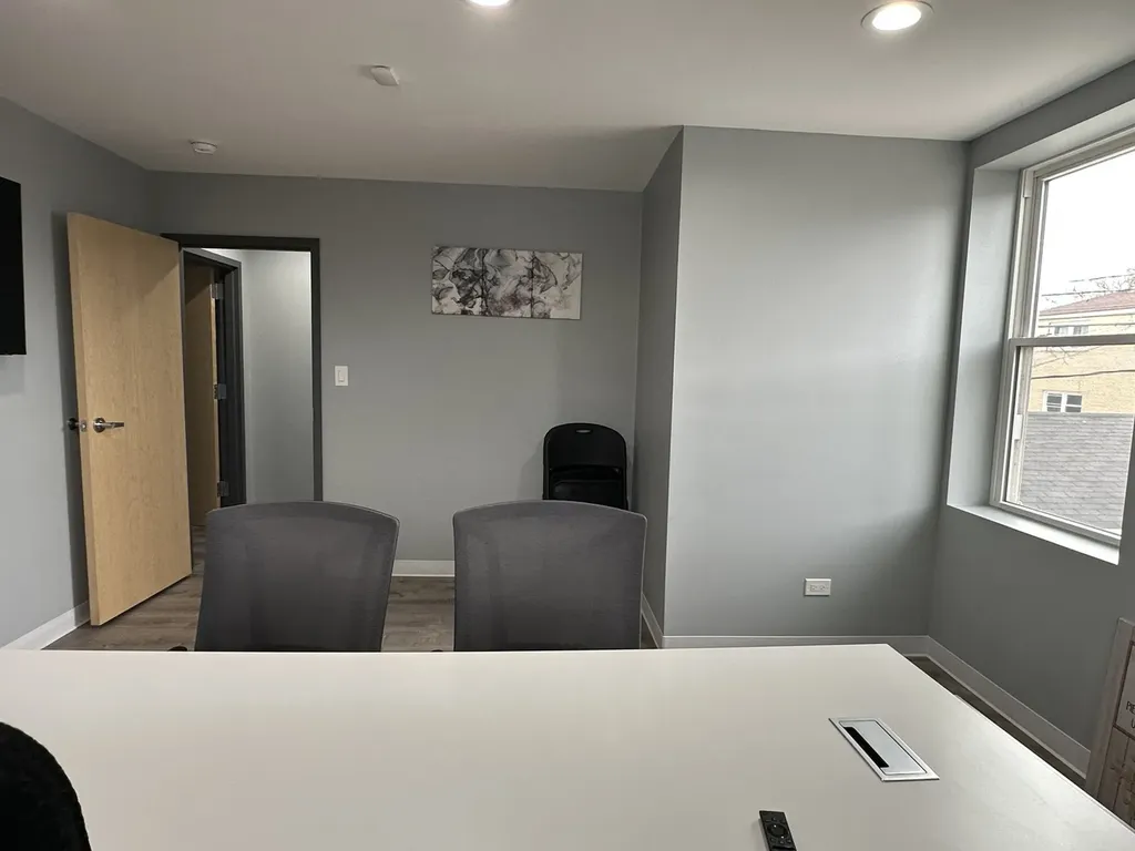 2445 West 71st Street Chicago IL 60629