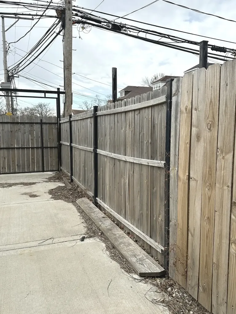 2445 West 71st Street Chicago IL 60629