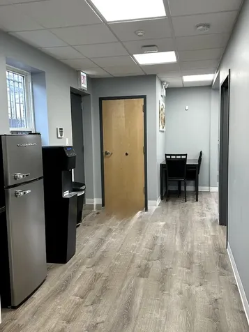 2445 West 71st Street Chicago IL 60629