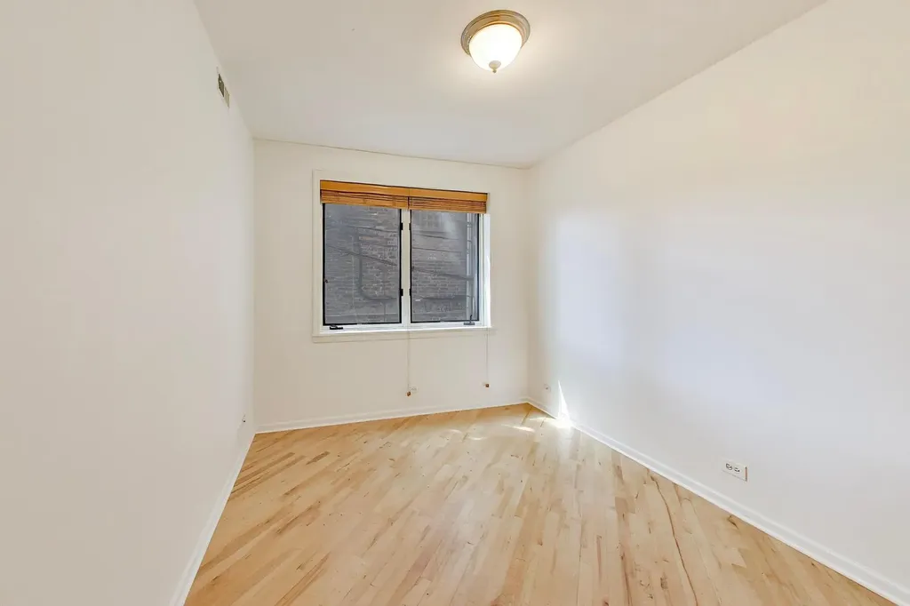 815 North Marshfield Avenue Chicago IL 60622