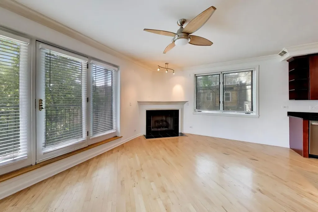 815 North Marshfield Avenue Chicago IL 60622